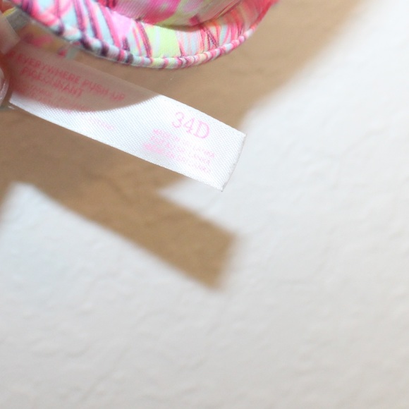 Victoria’s Secret PINK push up 34D bra - Picture 9 of 16